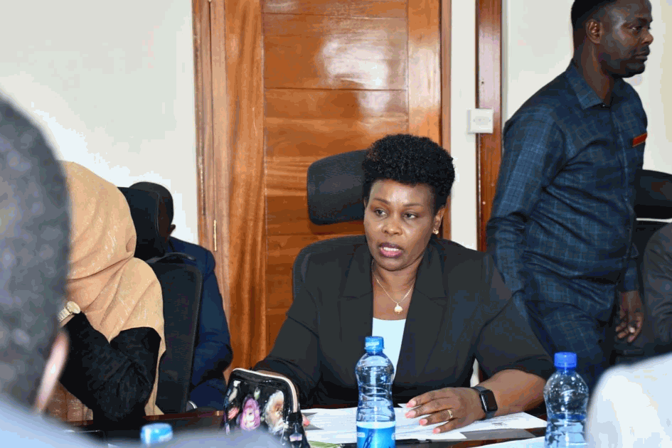 Evelyn Cheluget, Director-General of Immigration (Kenya)